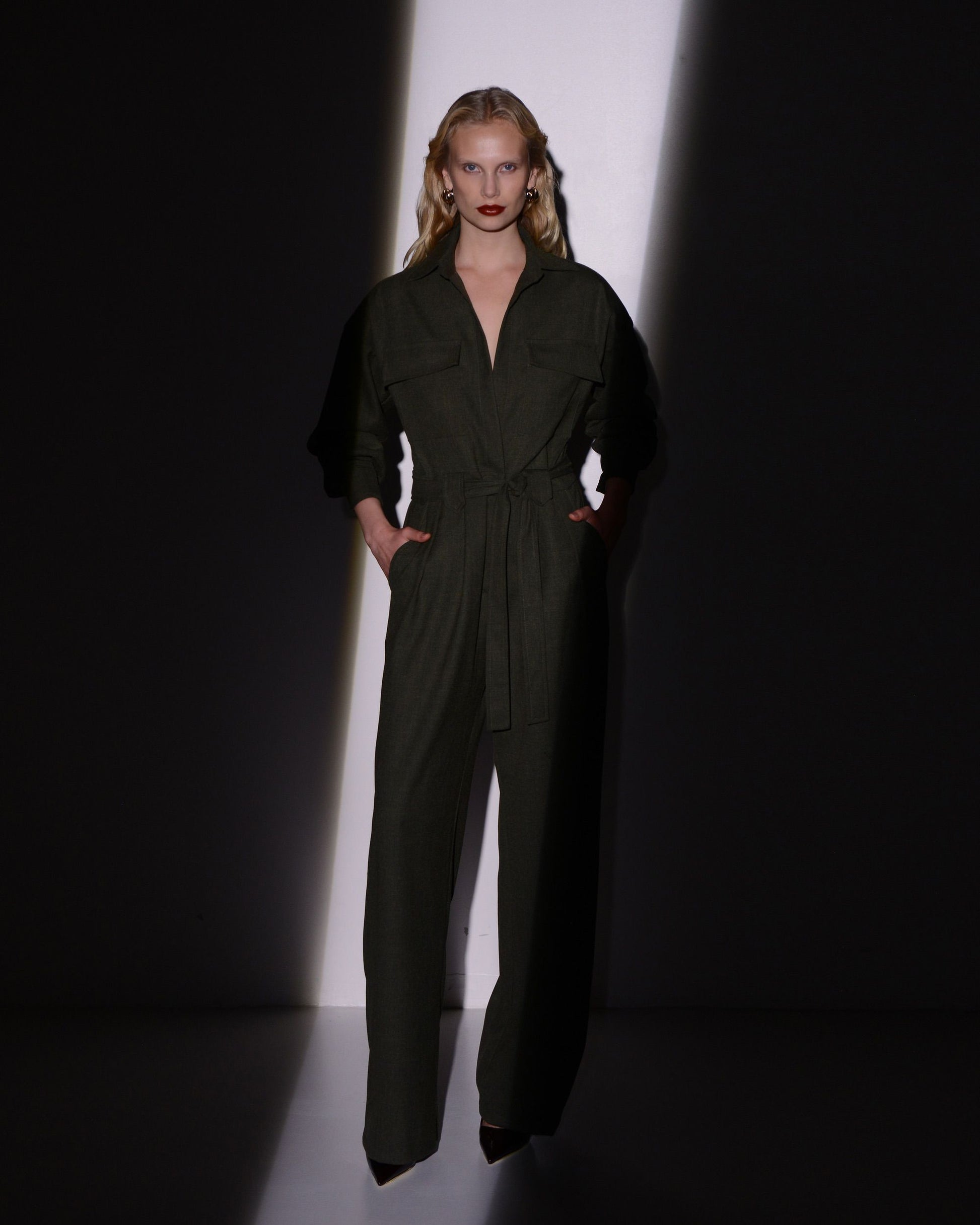 OBSESSION JUMPSUIT OLIVE GREEN