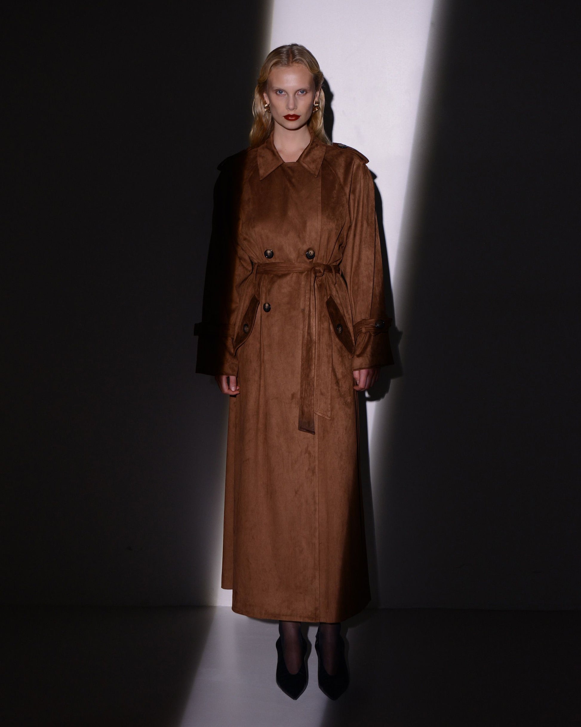 NOIR TRENCH COAT BROWN SUEDE