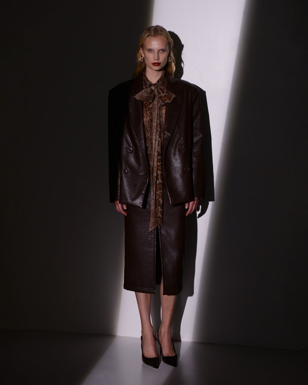 AMOUR BLAZER BROWN CROCO