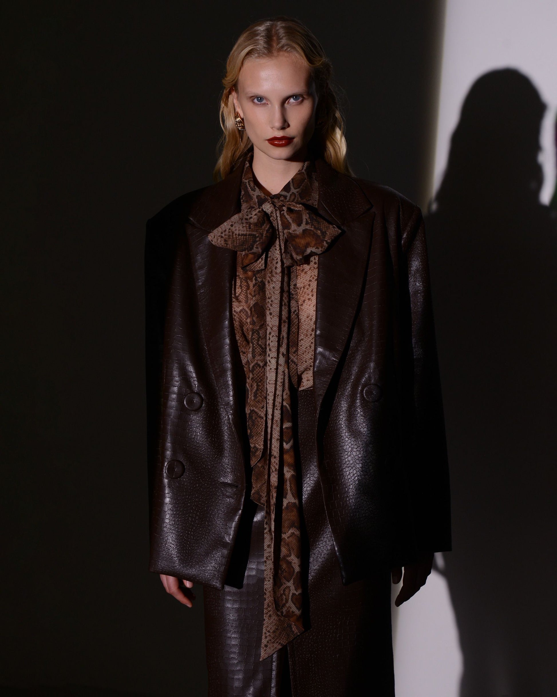 AMOUR BLAZER BROWN CROCO