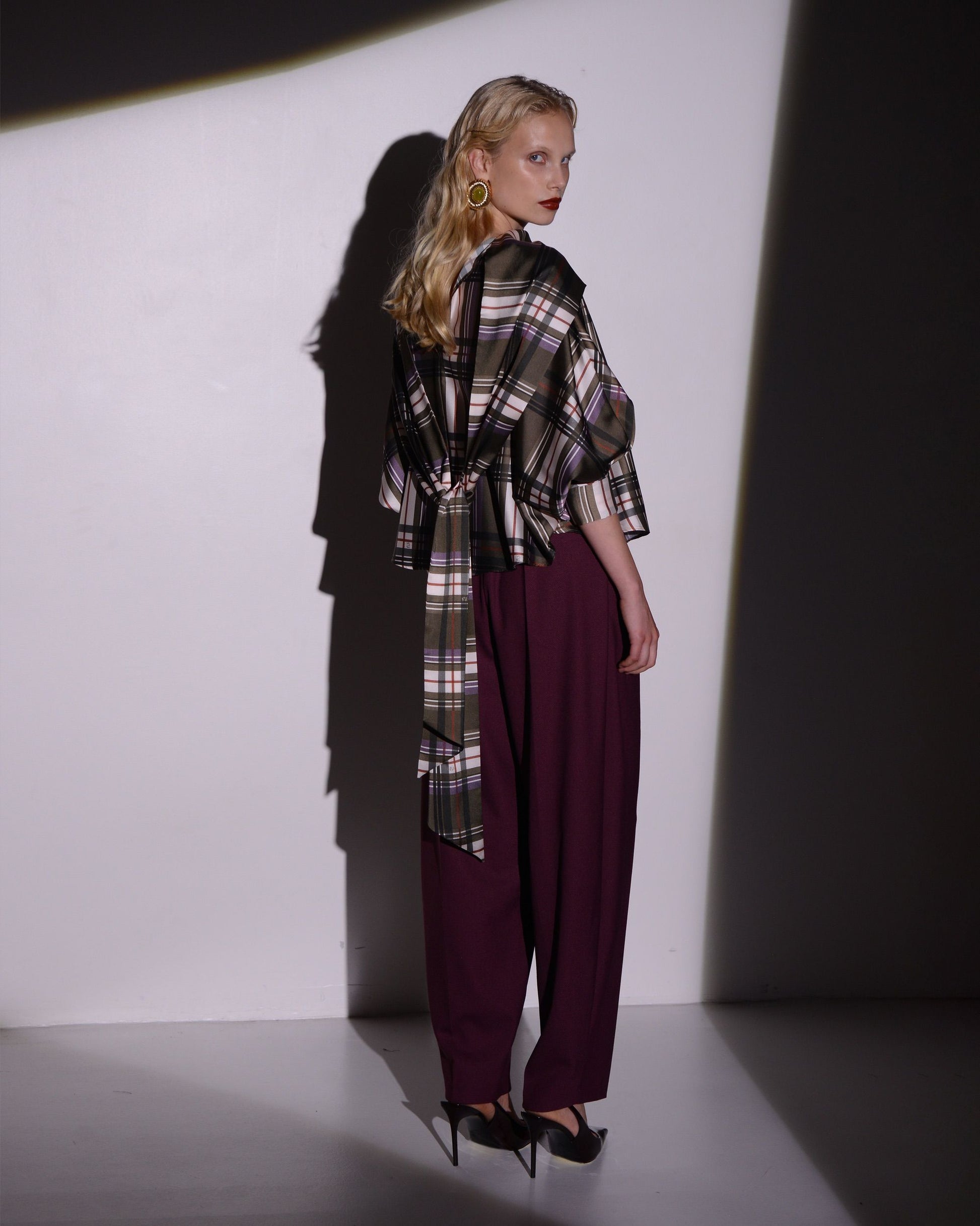 CURVED PANTS BURGUNDY