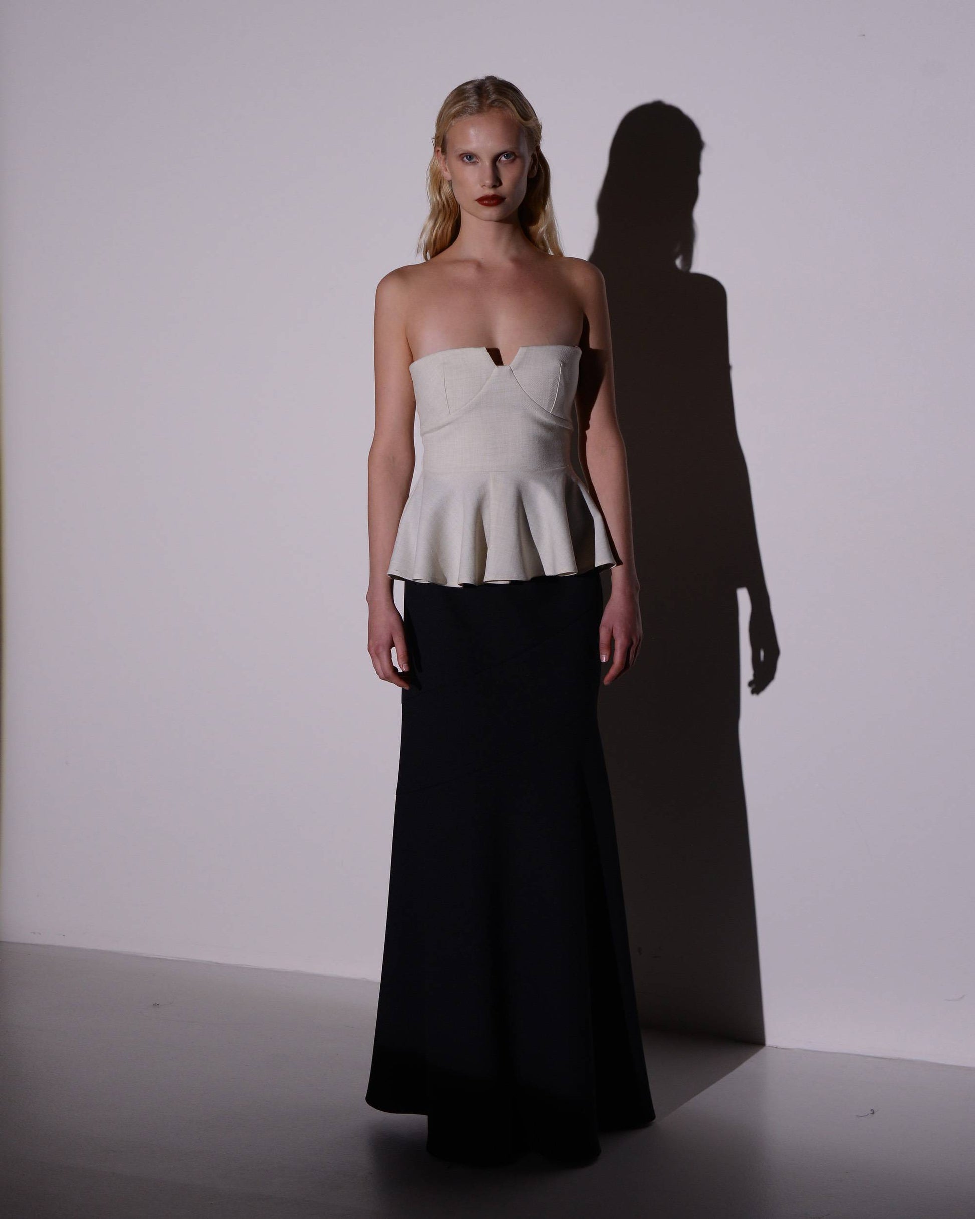 SILHOUETTE SKIRT BLACK FABRIC