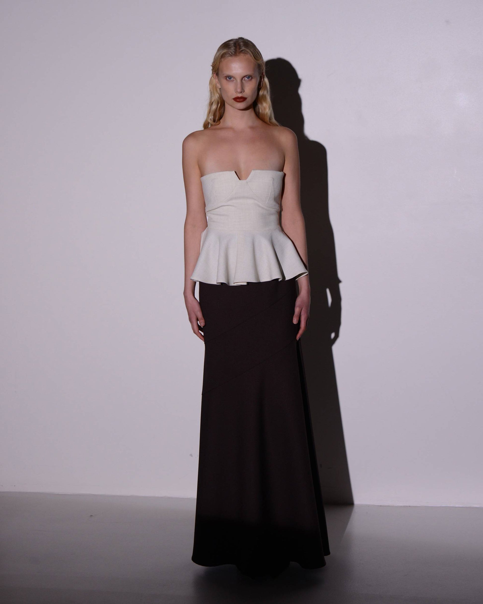 SILHOUETTE SKIRT BROWN