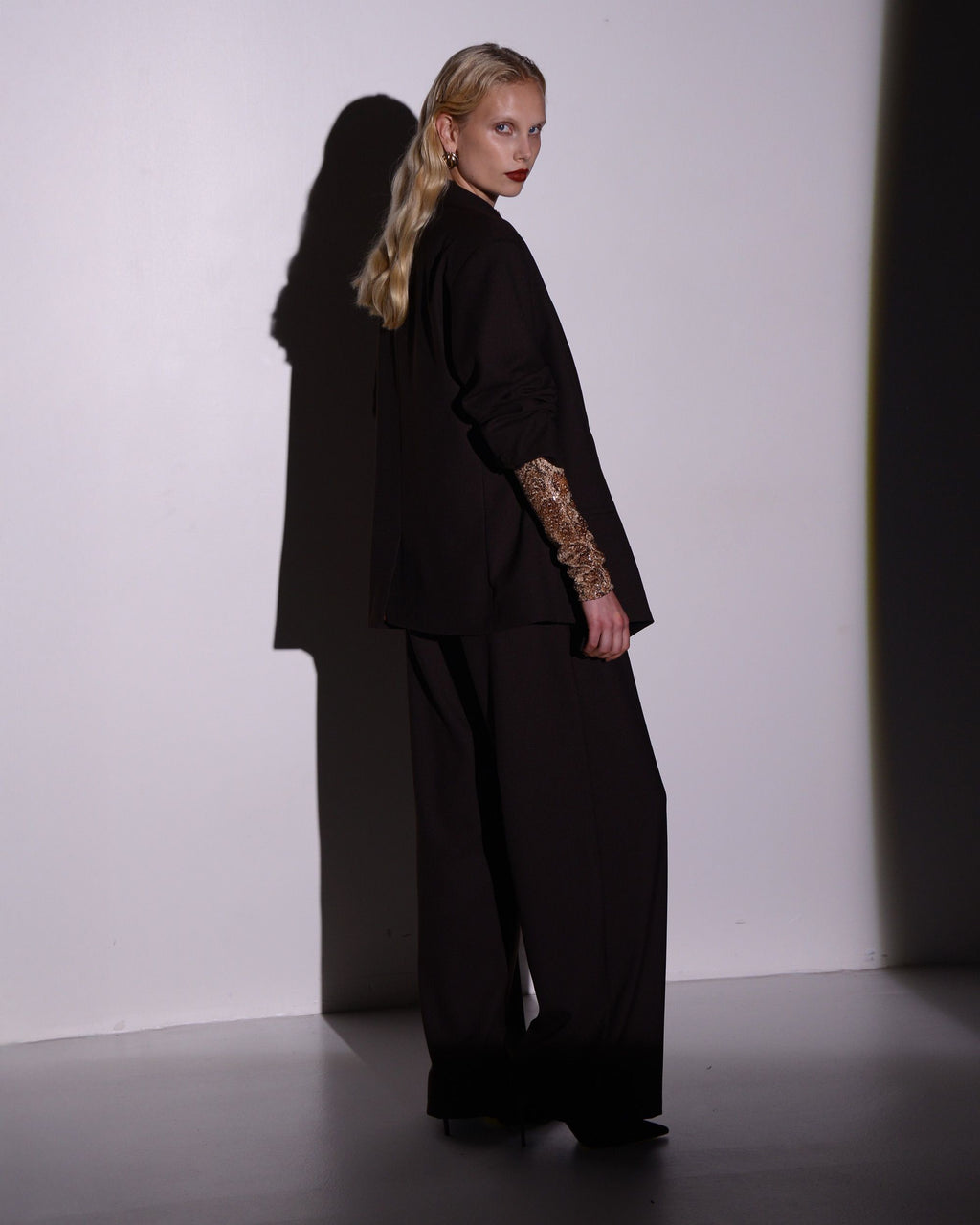 AMOUR BLAZER DARK BROWN